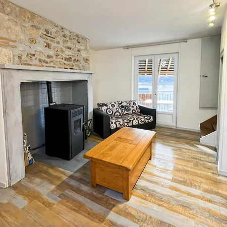 Maison 2ch, 3 Salons, 5 Lits, Terrasse, Dordogne, Wifi *