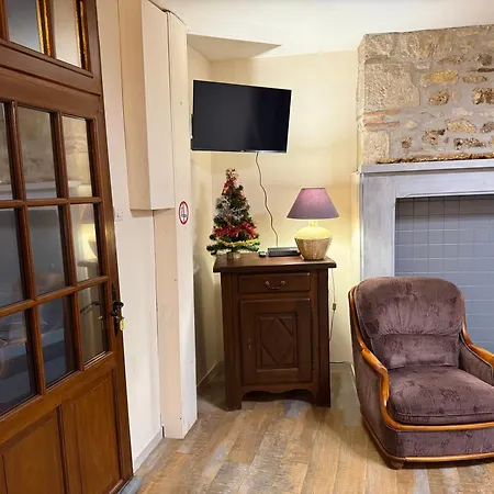 Maison 2ch, 3 Salons, 5 Lits, Terrasse, Dordogne, Wifi *